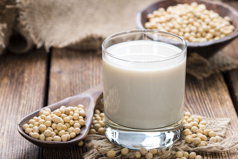 Le lait de soja et les graines de soja dont il est fait