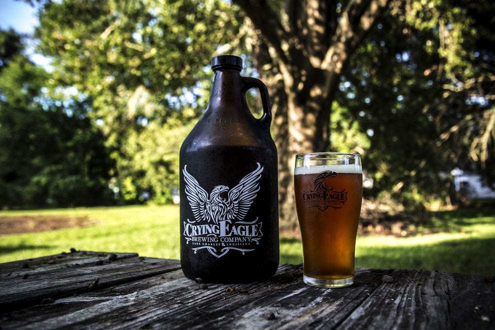 Crying Eagle Brewing Company propose également des growlers