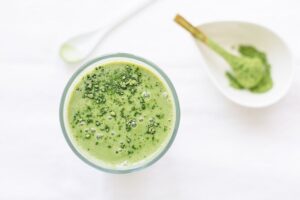 matcha latte glacé, matcha latte bienfait, matcha latte: starbucks, matcha latte recette, matcha latte starbucks recette, matcha latte mousseur