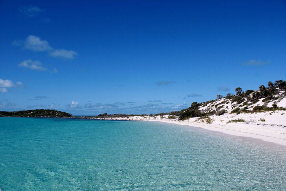 Des plages isolées et de magnifiques récifs coralliens composent Exuma Cays Land & amp;  Sea Park, le premier parc national des Bahamas