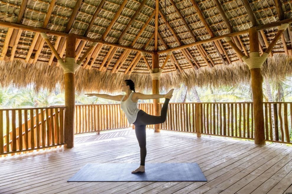 Yoga à la cime des arbres au Club Med Mich & # 233; s Playa Esmeralda