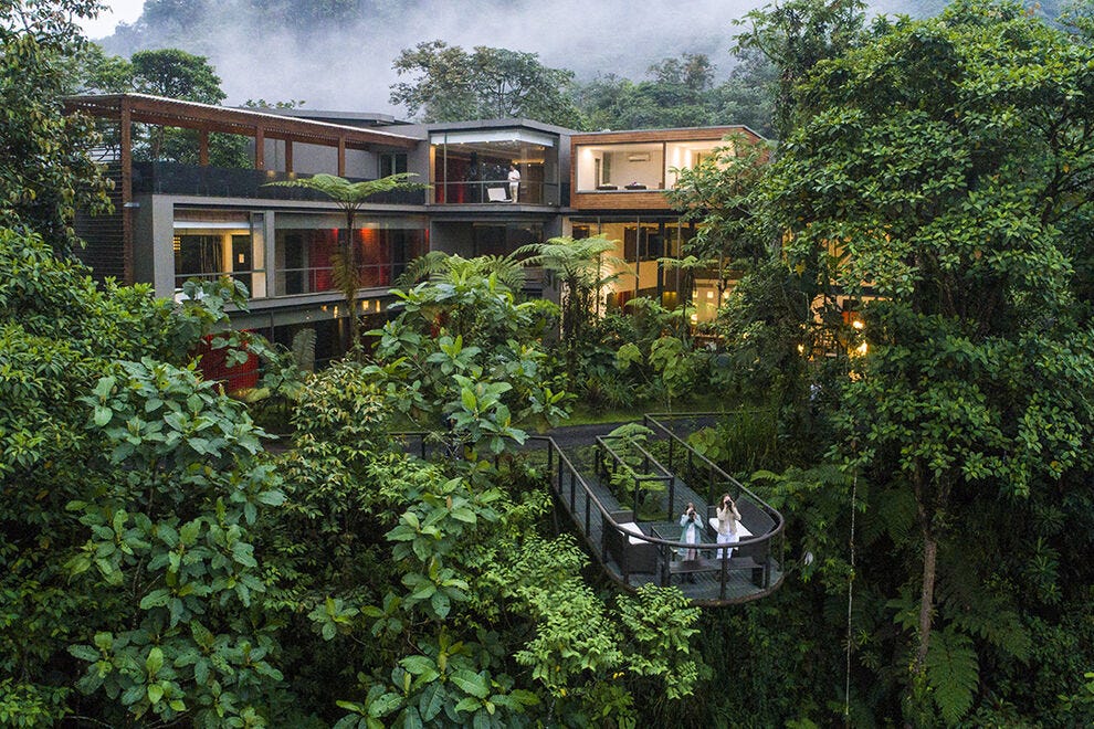 Mashpi Lodge occupe un cadre magnifique de forêt tropicale