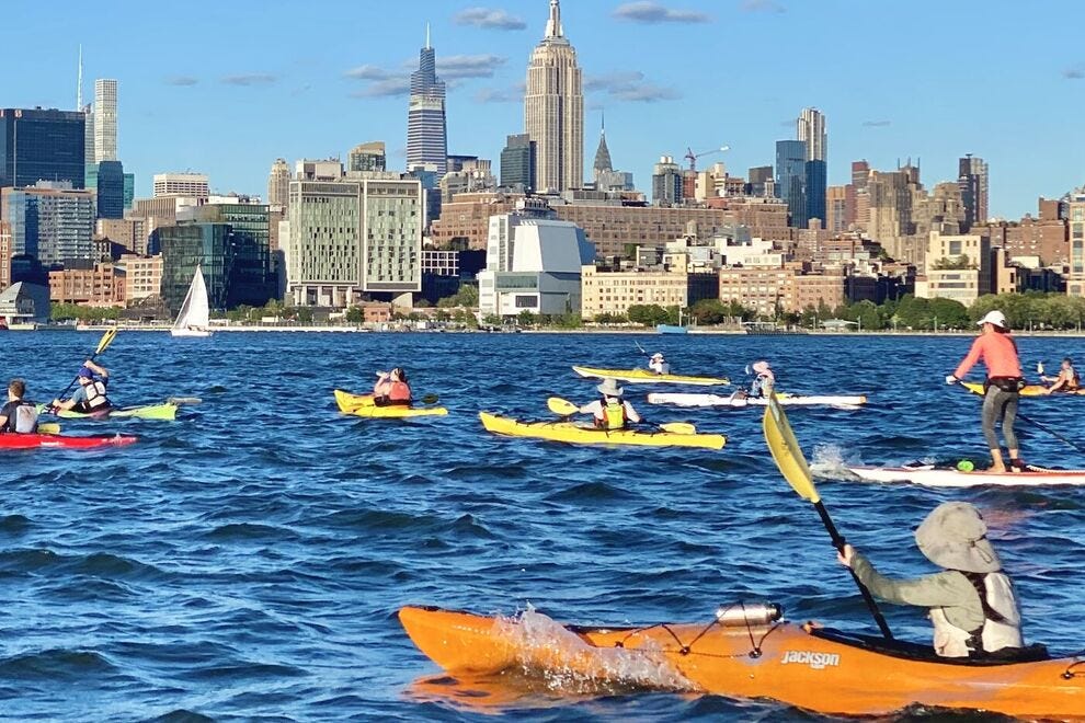 Manhattan Kayak Co. prouve qu'il n'est pas nécessaire de quitter la grande ville pour profiter d'une aventure en kayak