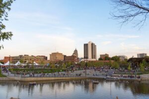 Fort Wayne has outdoor activities, cultural sites and a dining scene catering to different tastes