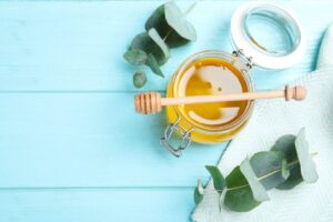 Miel d'eucalyptus, un miel au goût intense et balsamique