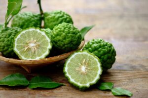 usages et propriétés de ce petit agrume vert