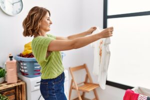 Comment enlever les taches de rouille sur les vêtements : 4 remèdes simples