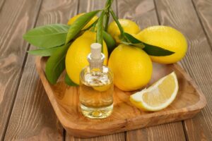 Huile essentielle de citron : propriétés et usages recommandés
